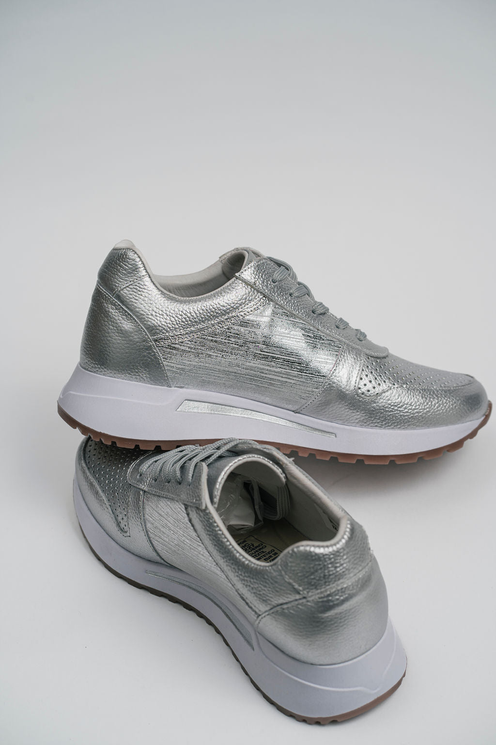 Clementina - Iza Beluú -