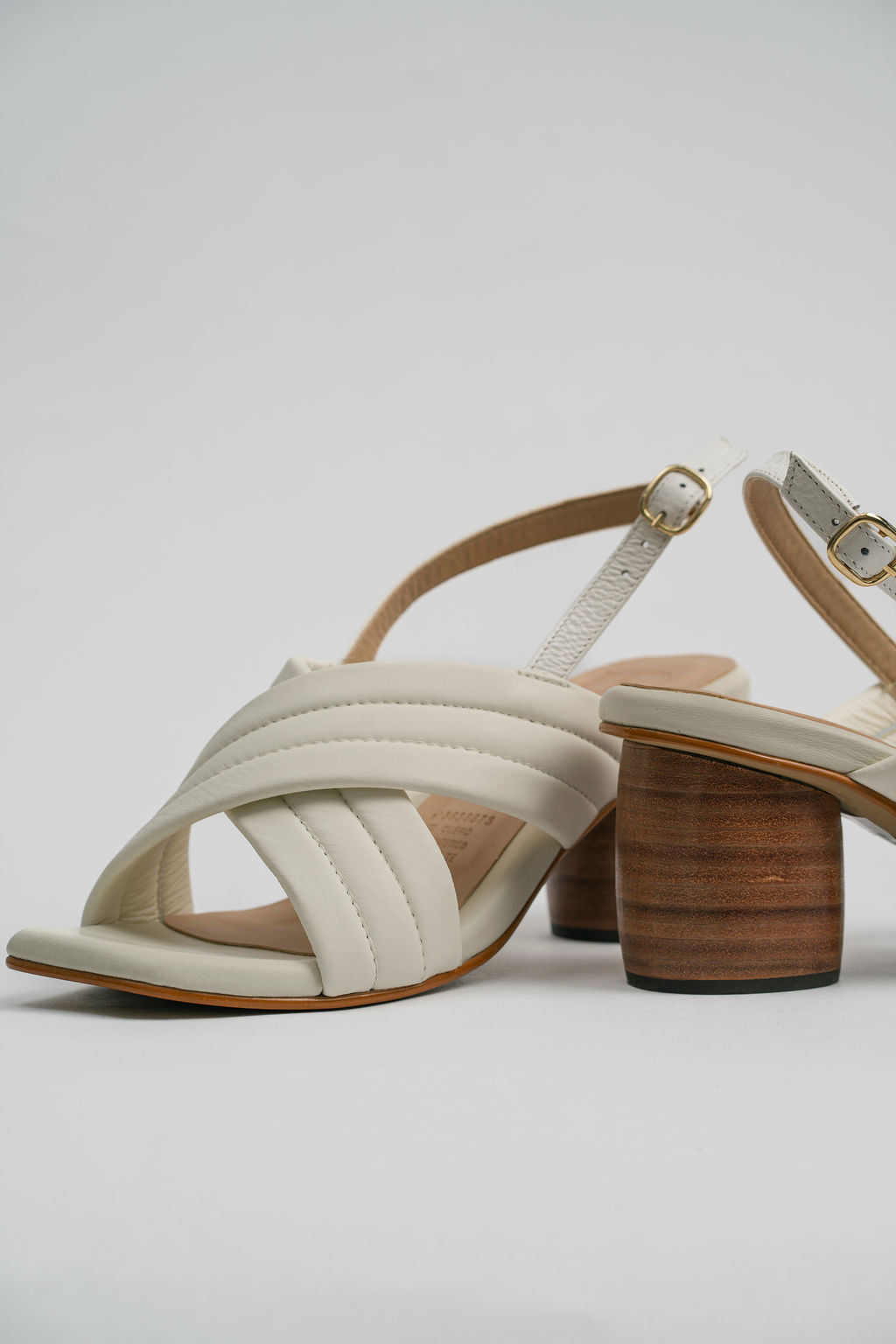 Coral - Iza Beluú -