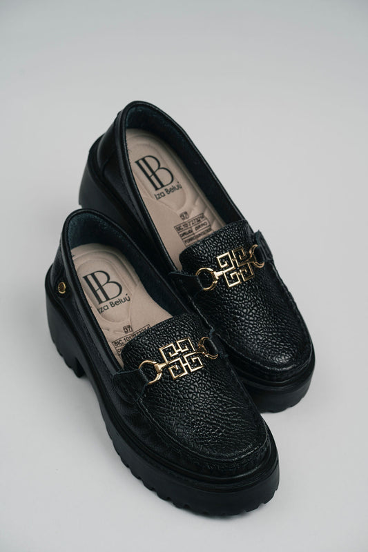 Luzia - Iza Beluú -