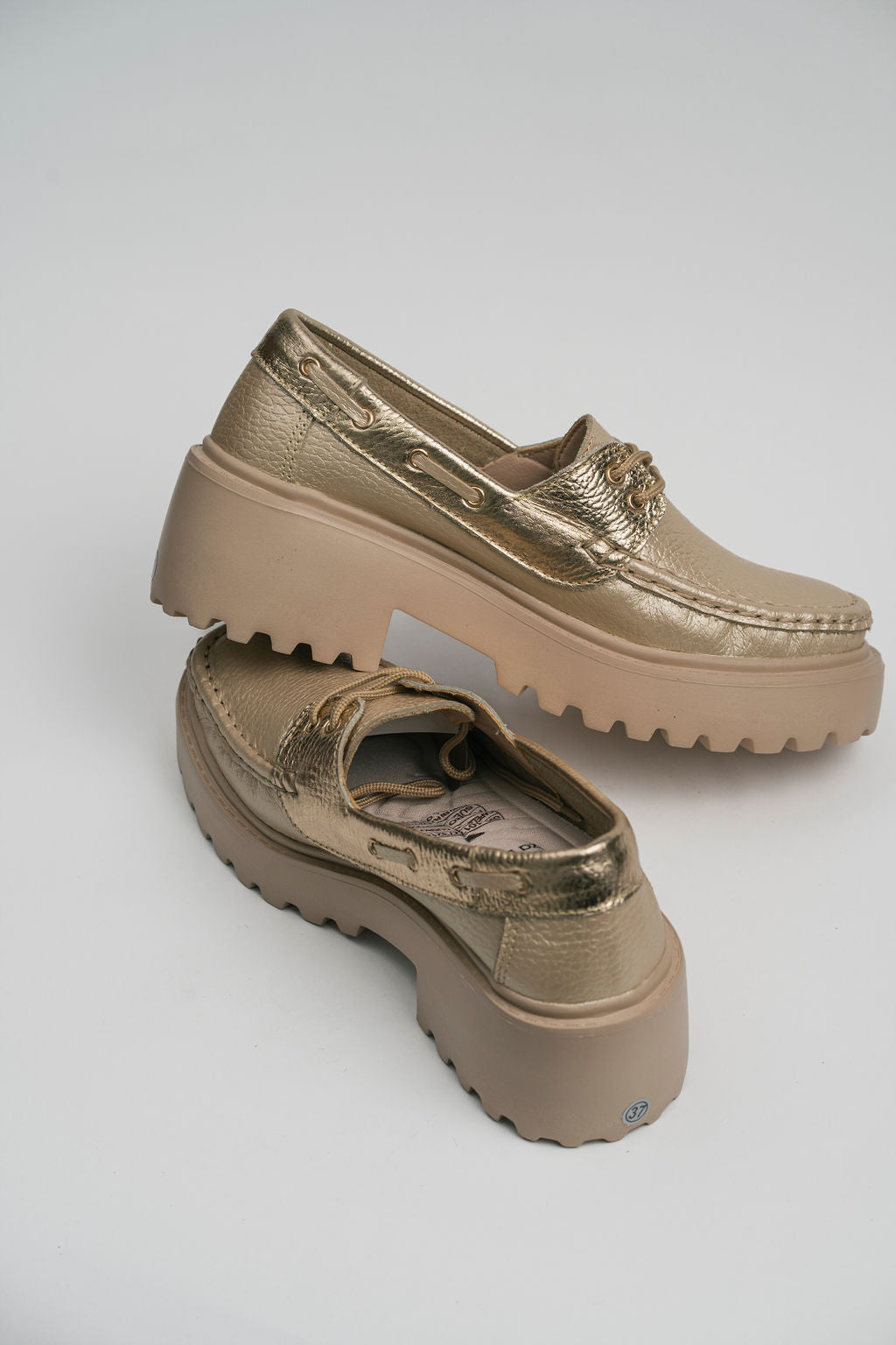 Selene - Iza Beluú -