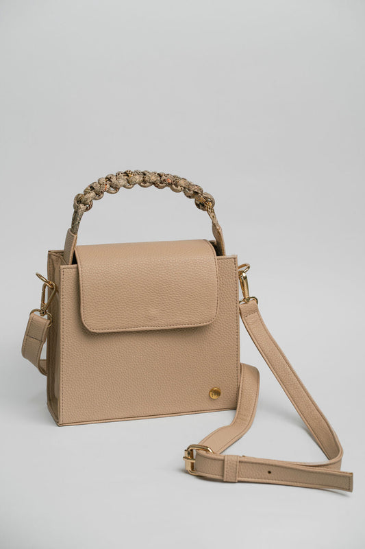 Valentina - Iza Beluú -