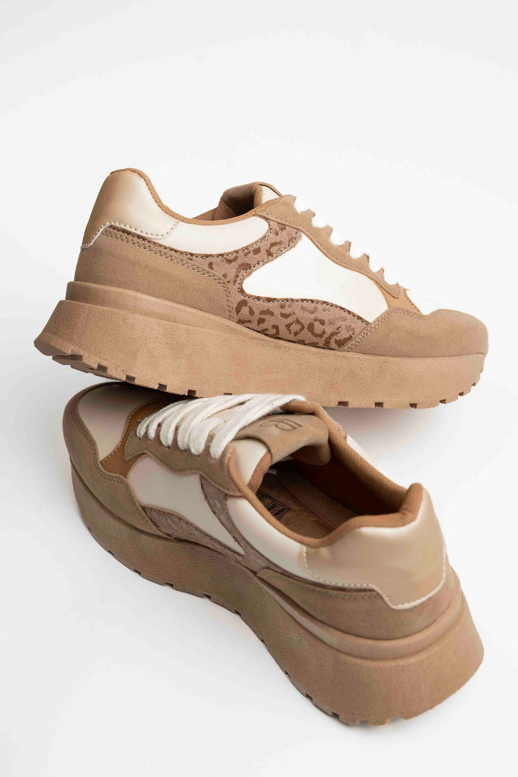 Savya Tenis