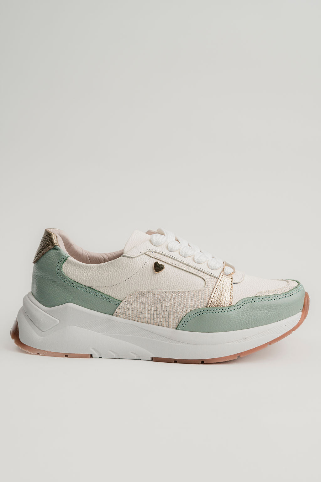 Marina Tenis