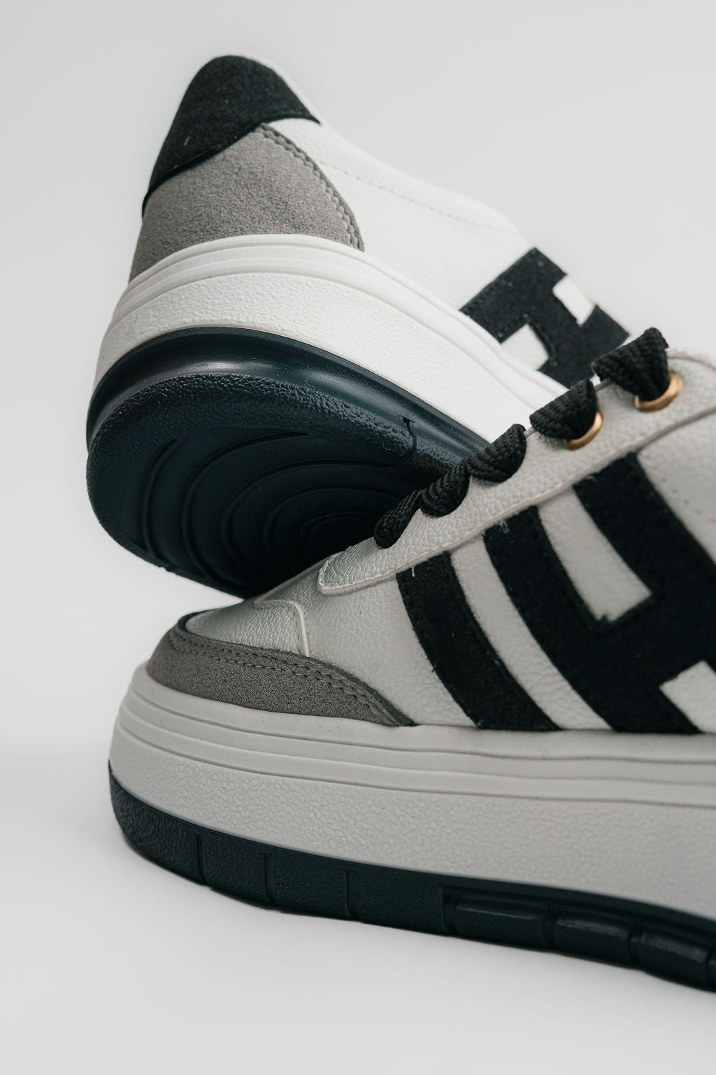 Ela Tenis
