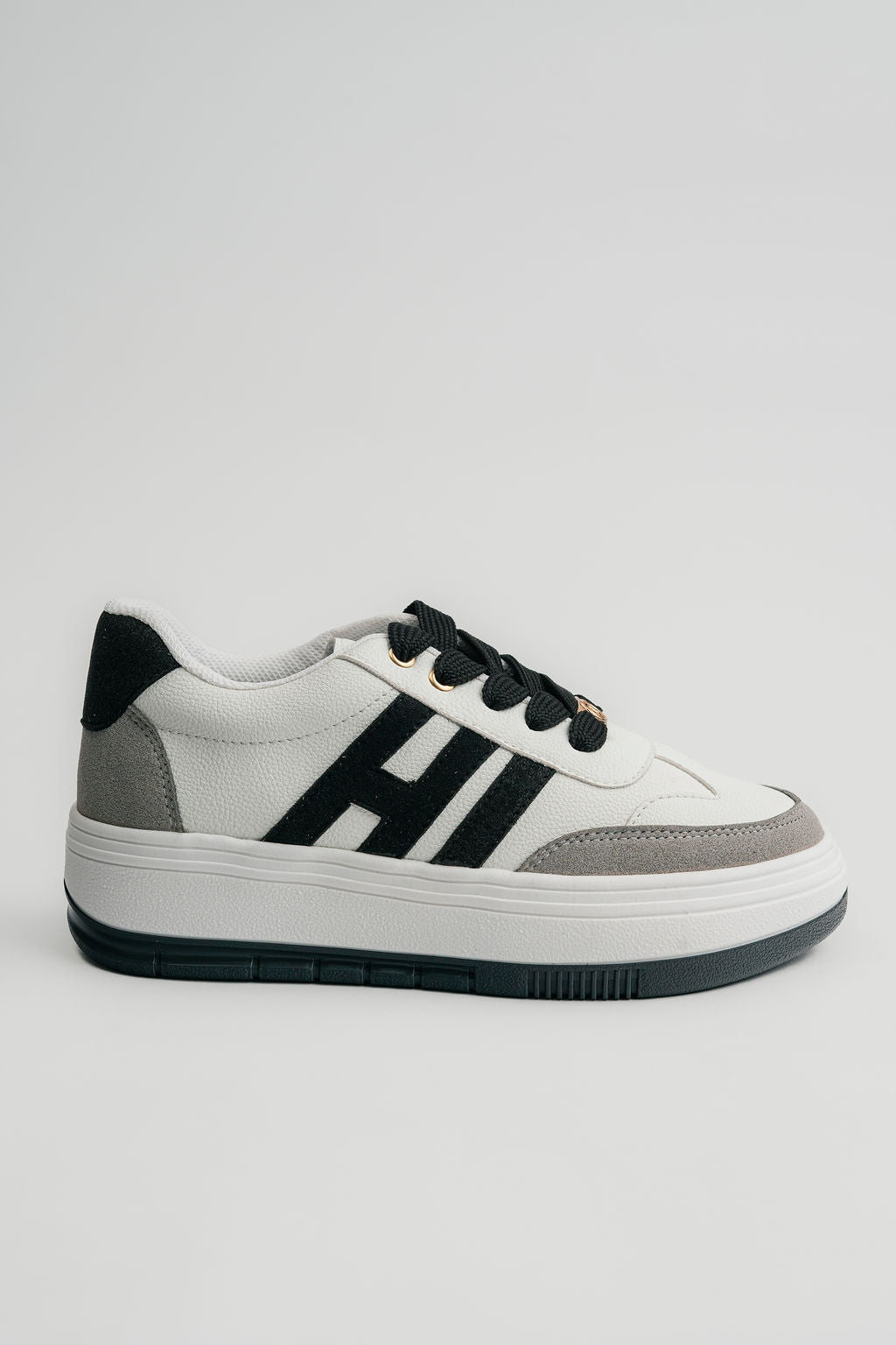 Ela Tenis