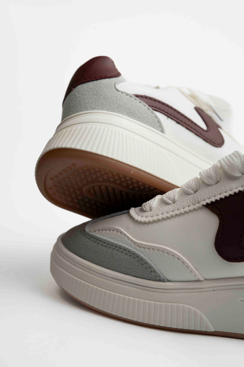 Reva Tenis