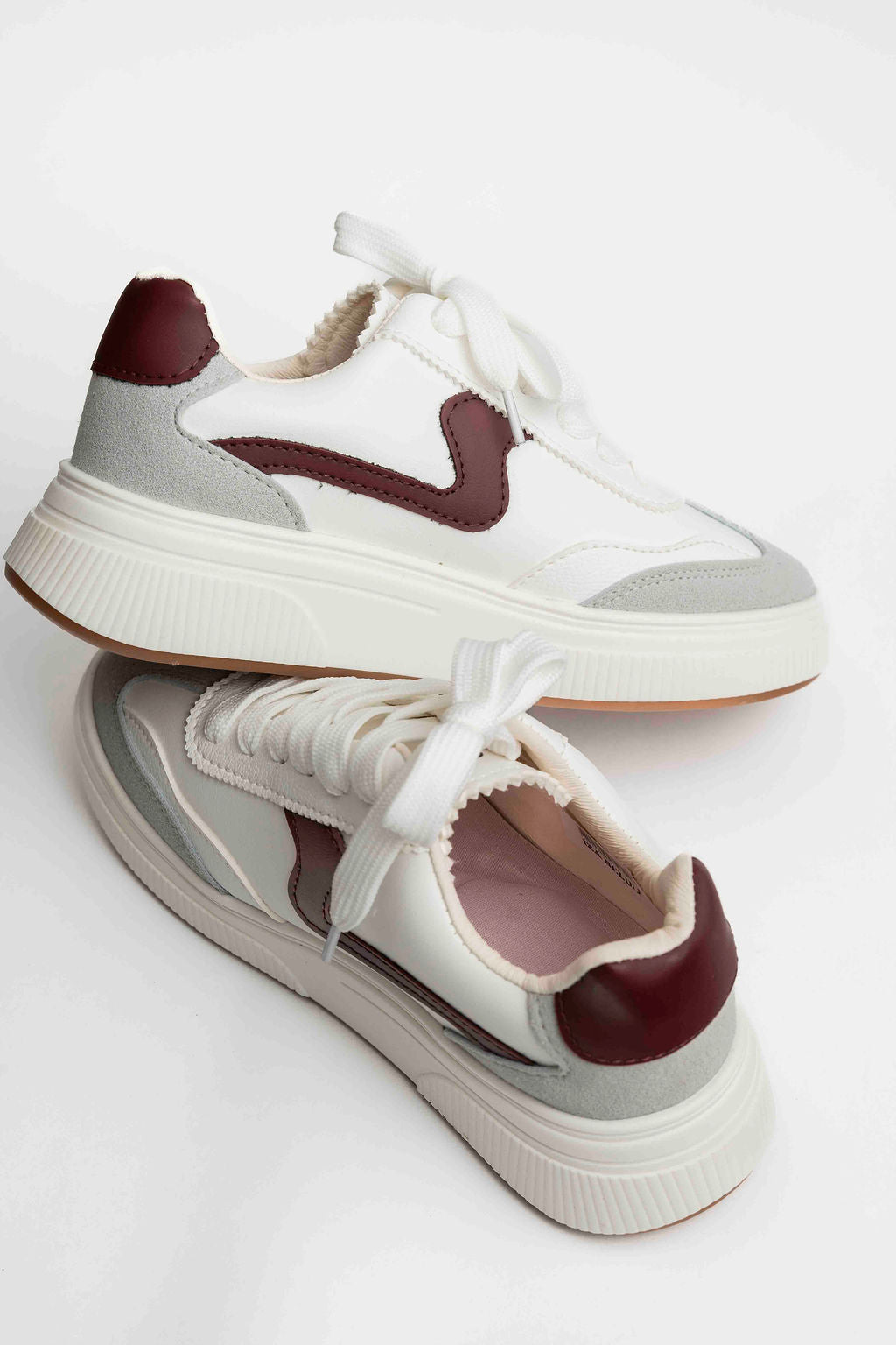 Reva Tenis