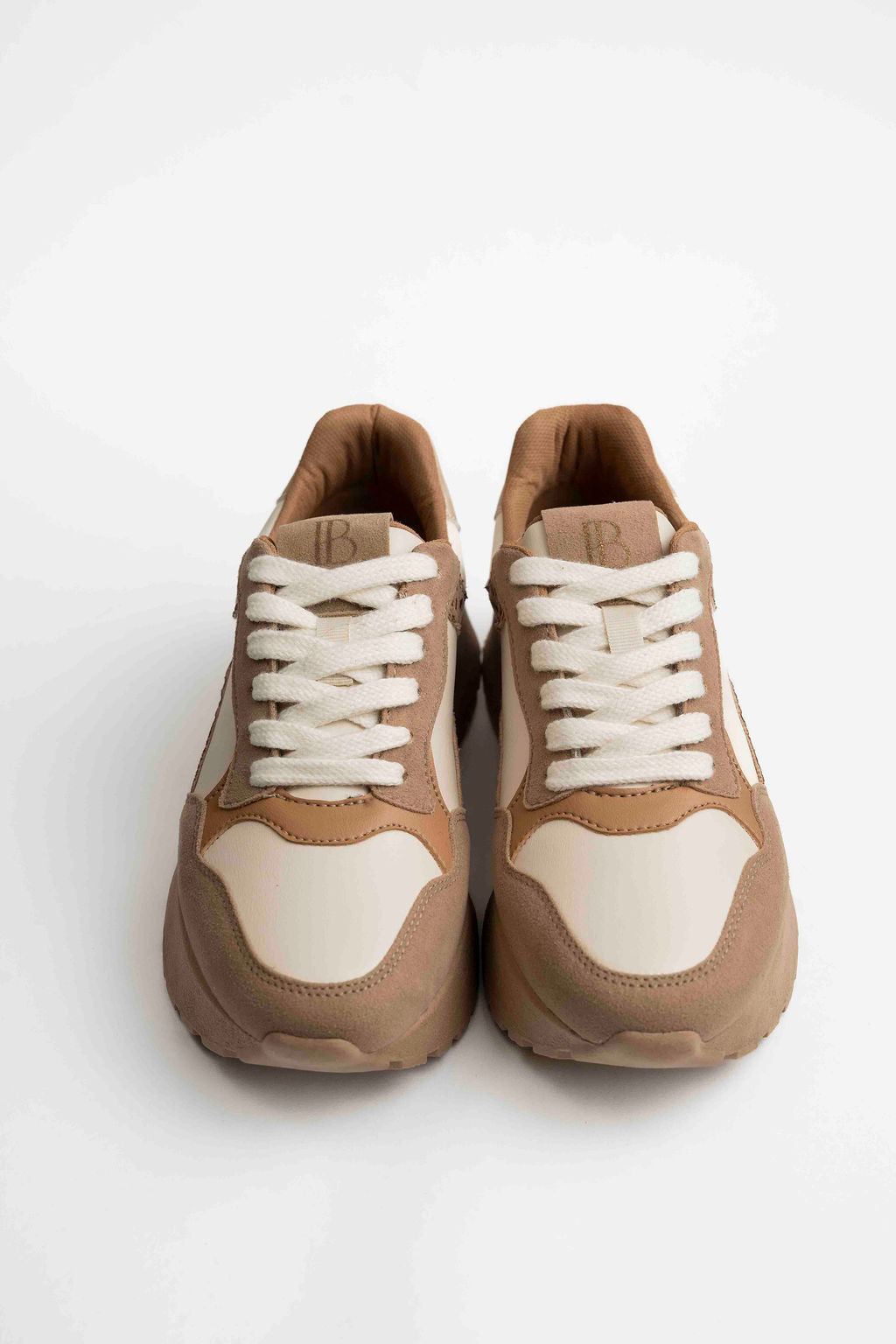 Savya Tenis